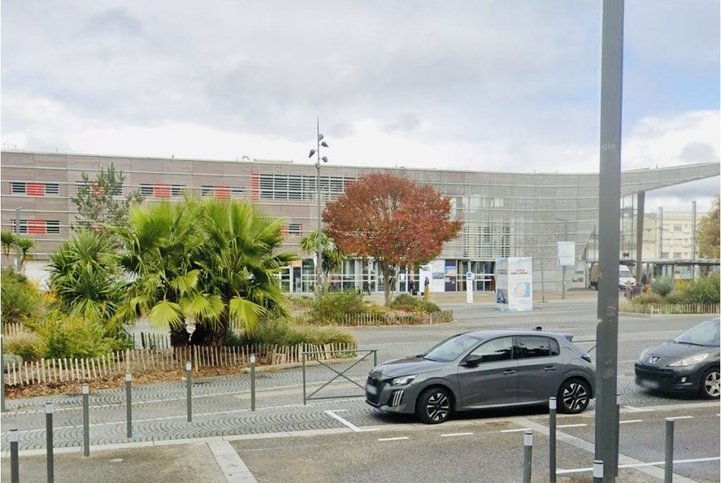 Murs commerciaux LORIENT (56100) AGENCE ALTI