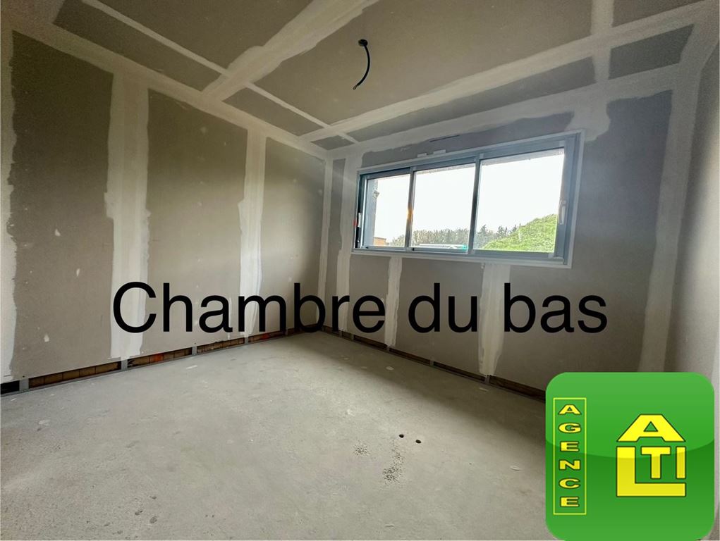 Maison Contemporaine MESLAN (56320) AGENCE ALTI