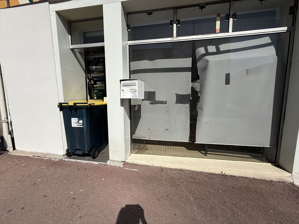 Local commercial LORIENT (56100) AGENCE ALTI
