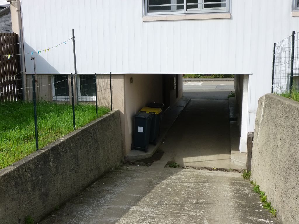 Garage LANESTER (56600) AGENCE ALTI